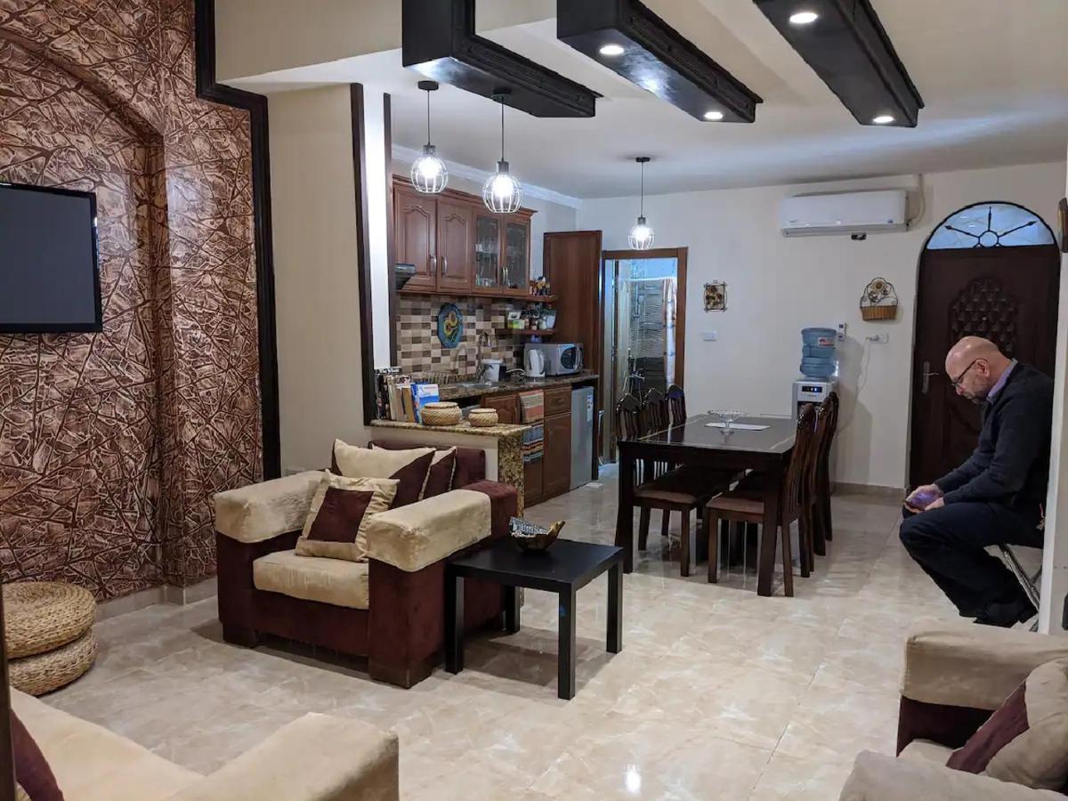 Khirfan Crown Houses -Downtown อัมมาน ภายนอก รูปภาพ